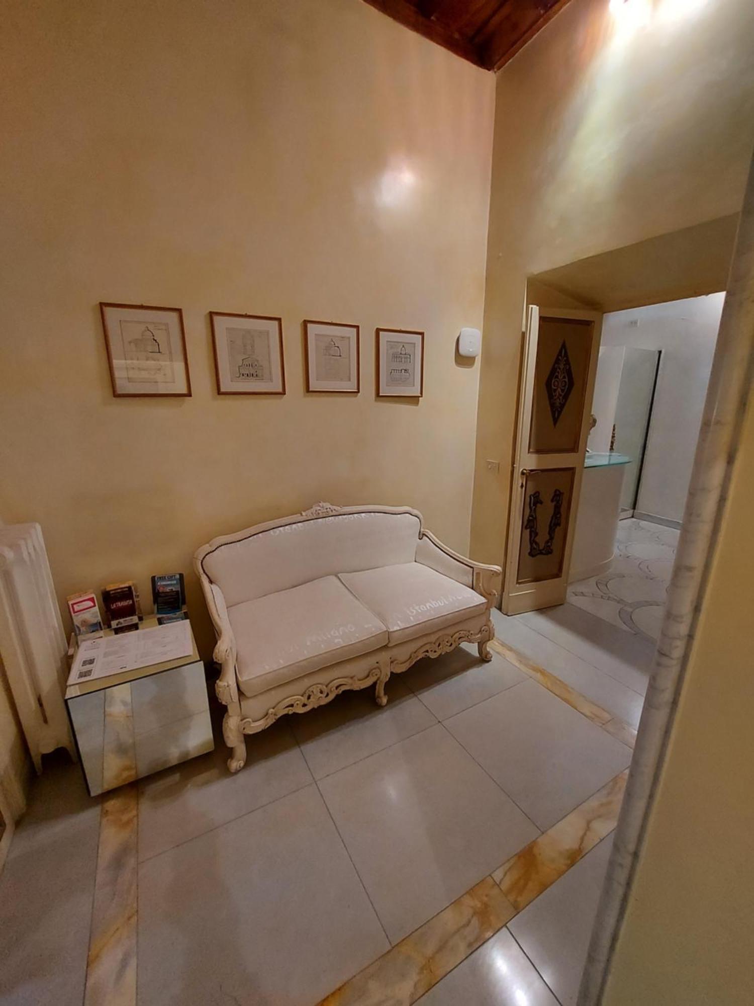 Residenza Al Corso Suites Рим Экстерьер фото