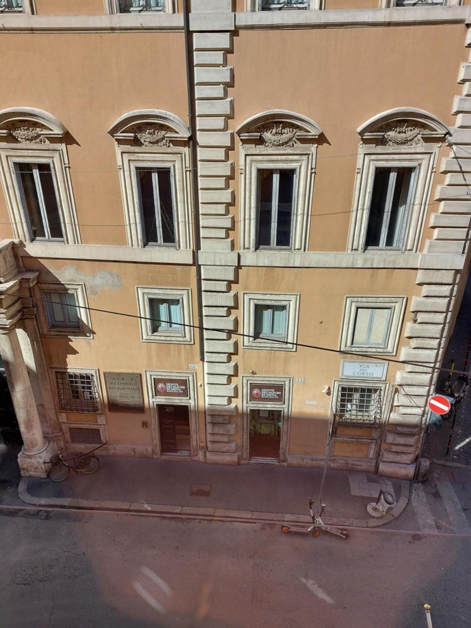 Residenza Al Corso Suites Рим Экстерьер фото