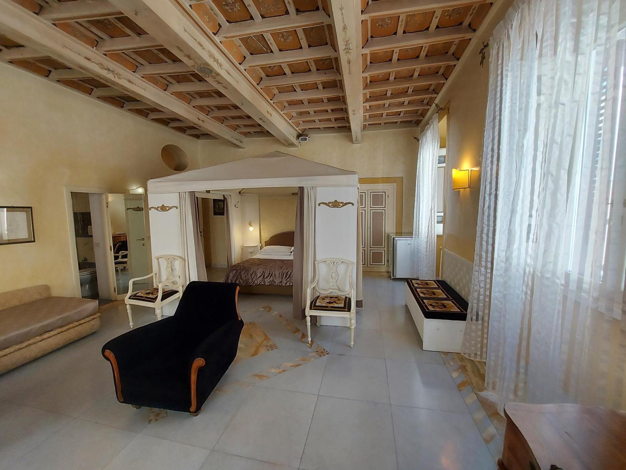Residenza Al Corso Suites Рим Экстерьер фото