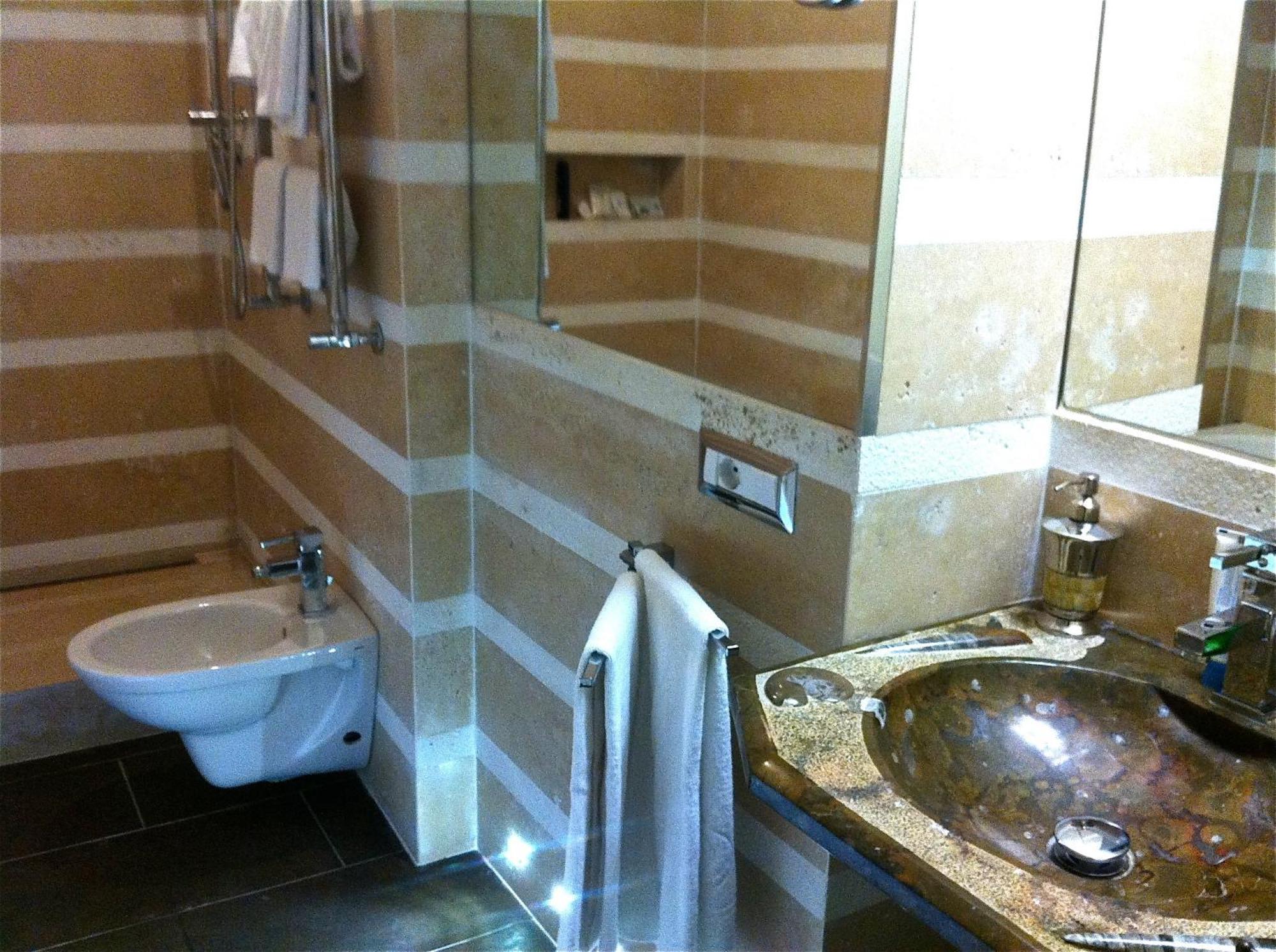 Residenza Al Corso Suites Рим Экстерьер фото