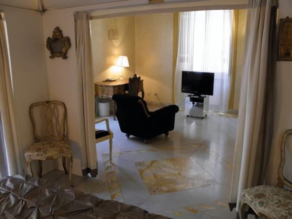 Residenza Al Corso Suites Рим Экстерьер фото